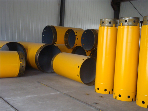 Casing tube