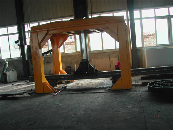 Casing tube